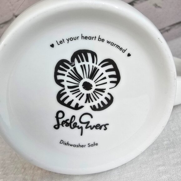 LESLEY EVERS "LET YOUR HEART BE WARMED" MUG FALL SCENES - Picture 1 of 5